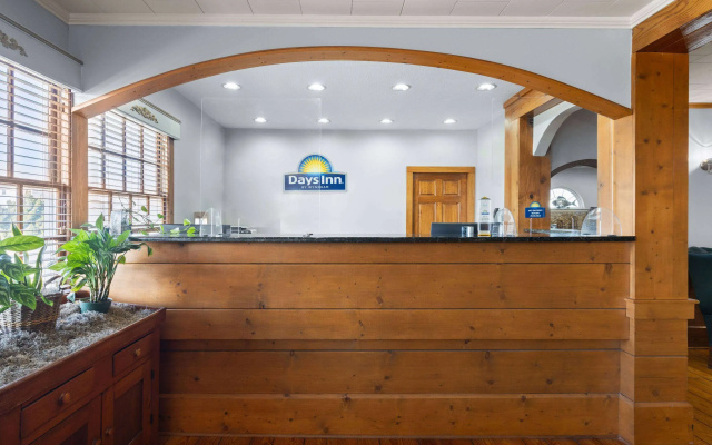 Days Inn by Wyndham Kill Devil Hills Oceanfront - Wilbur