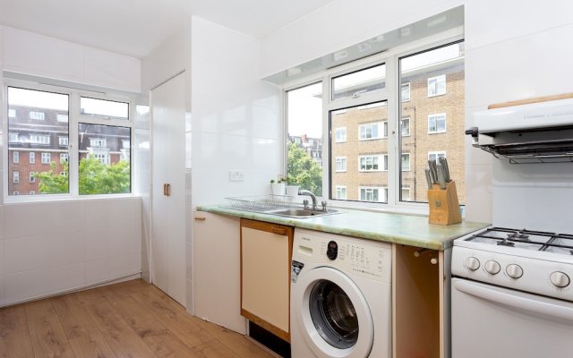 3 Bedroom Apartment In St Johns Wood