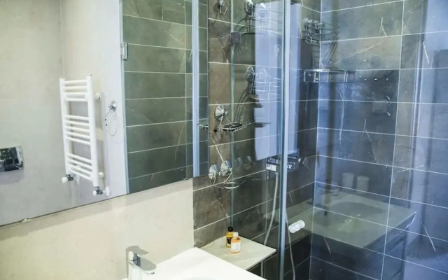 R Sidence Malaga Luxe et Confort La Marsa
