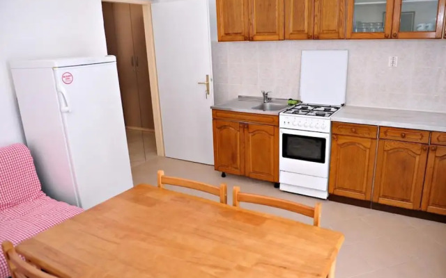 Draga - 15 m From Pebble Beach - A4