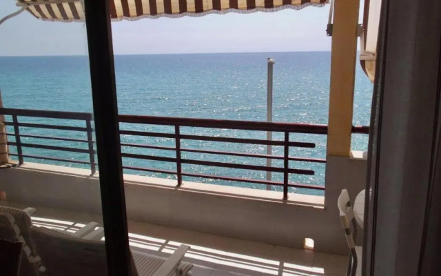 Apartamento a 1a línea de mar