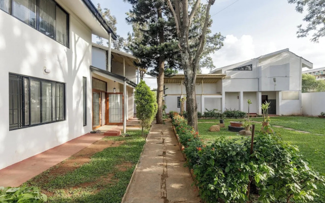 Azura Villa by Stayjade