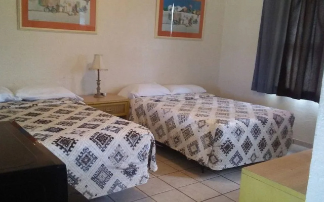 Ocean Crest Motel
