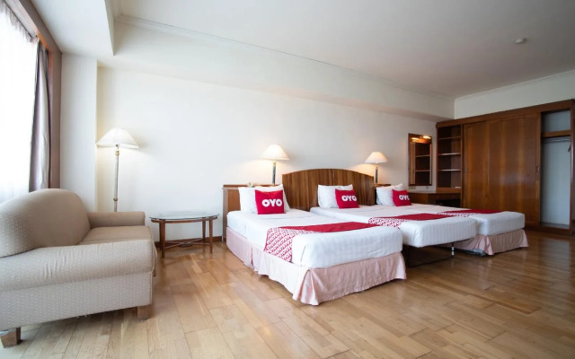 Ayutthaya River View Hotel