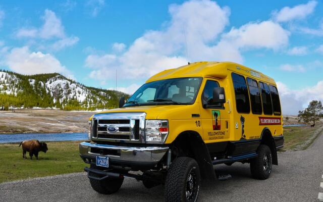 Explorer Cabins At Yellowstone