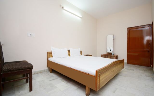 Oyo 37159 Hotel Tanveer