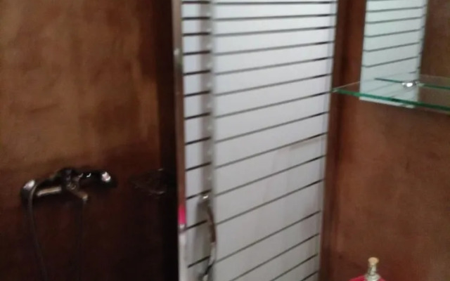 Smaragdi Rooms for Rent