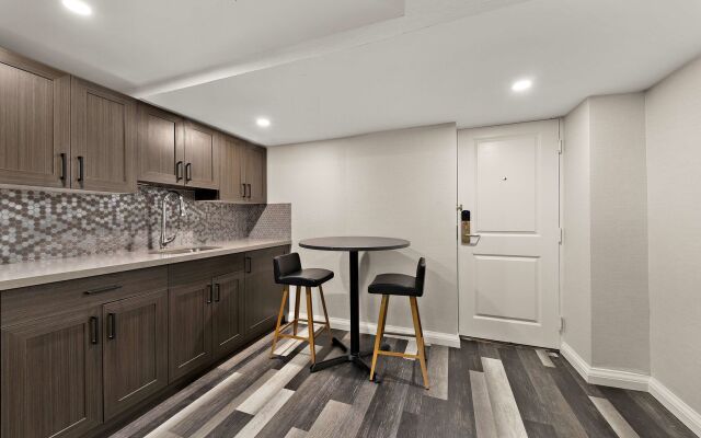 Best Western Parkway Hotel Toronto North