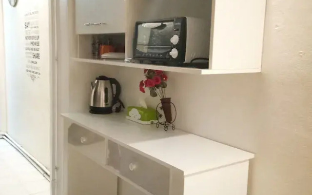 Home Room House - Adults Only