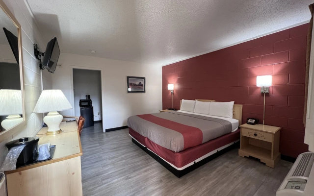 Regency Inn and Suites