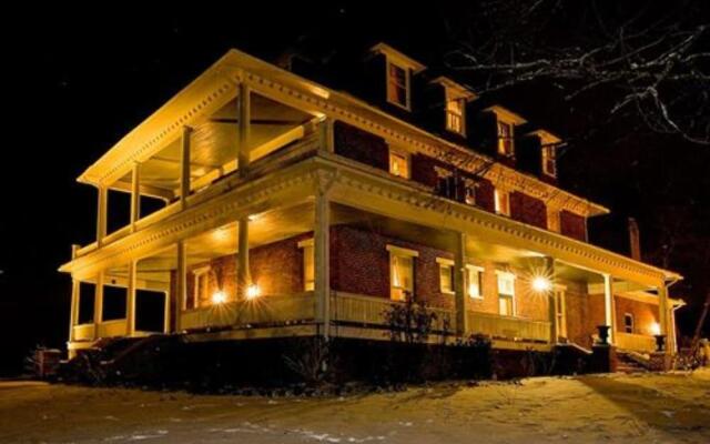 The Reynolds Mansion