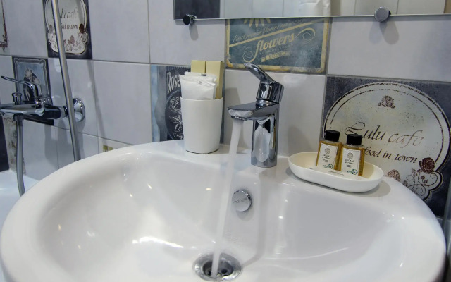 Apartments on Shchirova 34