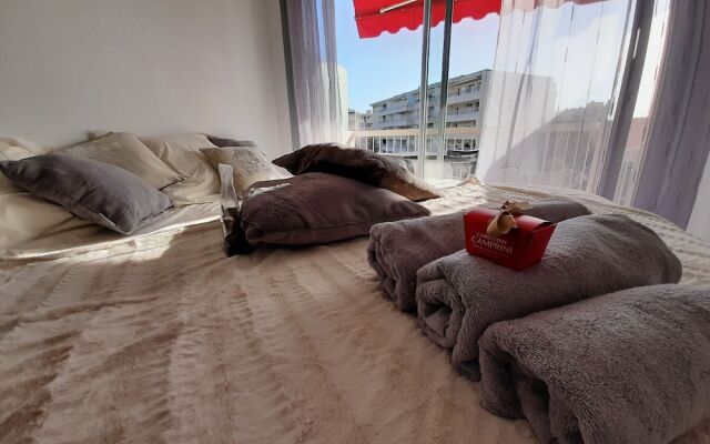 Elegant Apartment in Cannes with Balcony