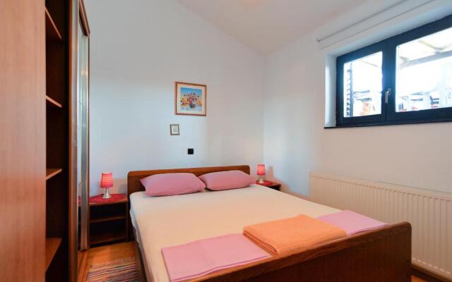 Apartment 1791