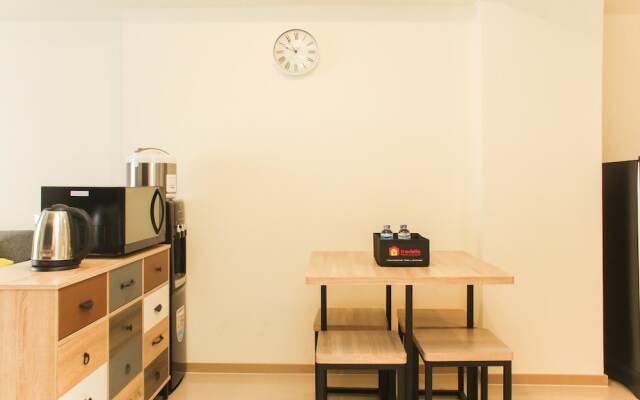 Comfortable 2Br With Study Room At Meikarta Apartment