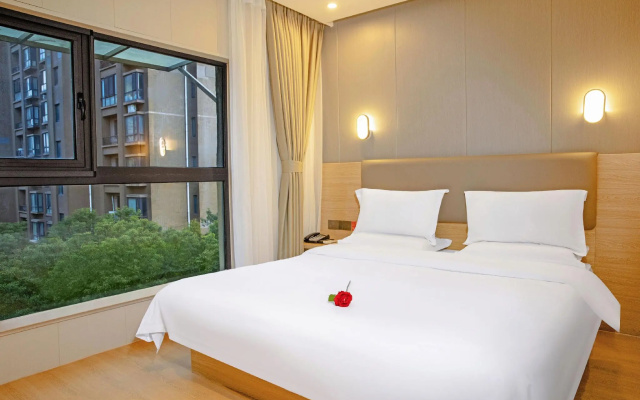 7 Days Premium Shanghai International Automobile City Tongji University Branch