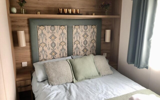 Inviting Static Caravan in Whitstable, Kent