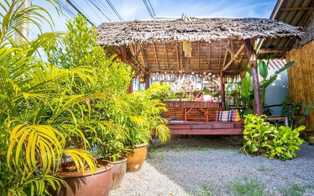 Bubu Lanta Hostel