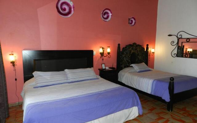 Hotel Rosa Morada