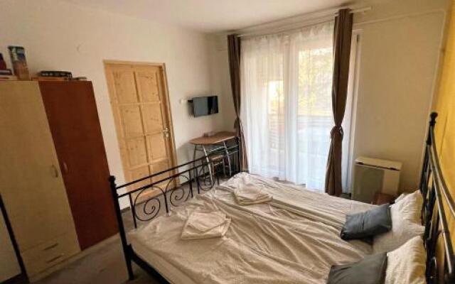 Évi Apartman
