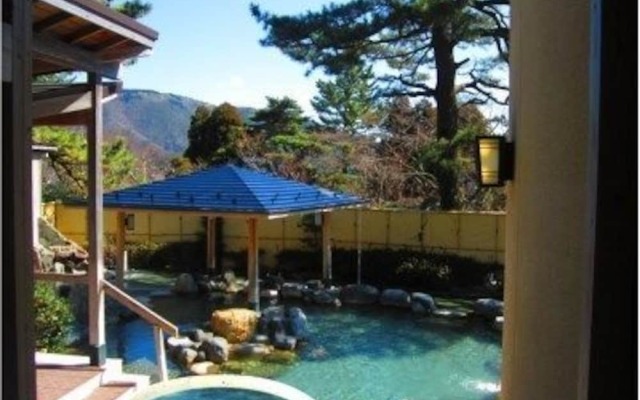 B & B Pension Hakone
