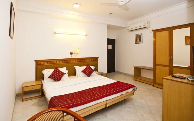 OYO 8761 Hotel Mall View