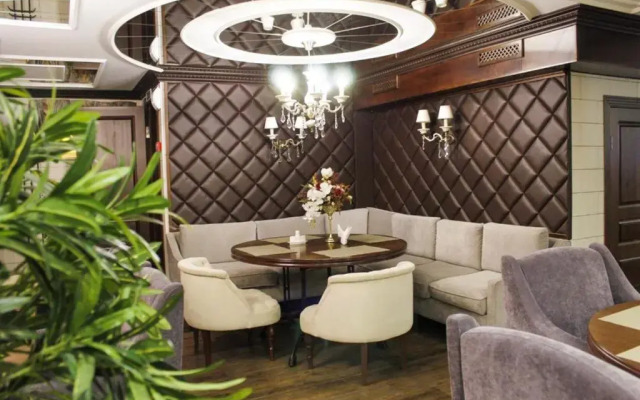 Hotel Mirazh