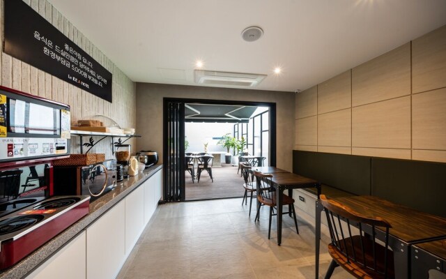 Ulsan Samsan Hotel Le Idea