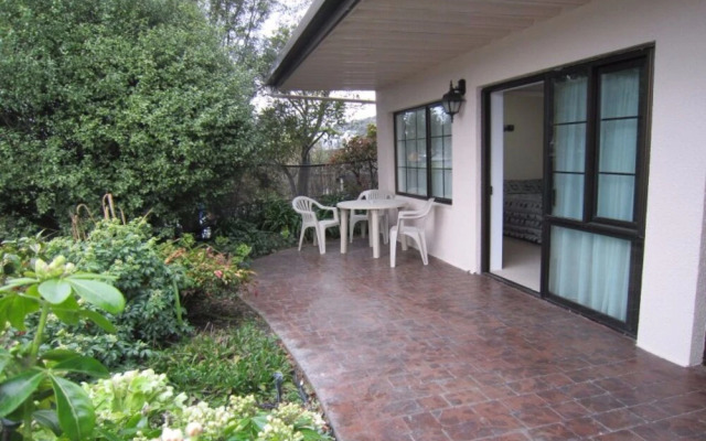 Arrow Motel Apartments