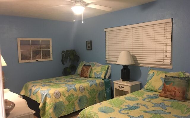 Jamaica Royale 102 - 2 Br Condo