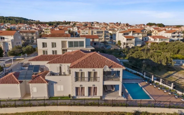 Villa Carolus in Vodice