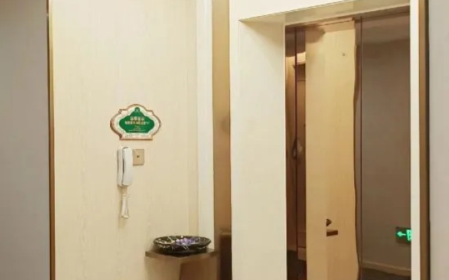 Vienna Hotel (Qianshanchuanxuan)