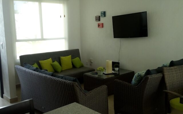 Villa Verde Limón by Akua