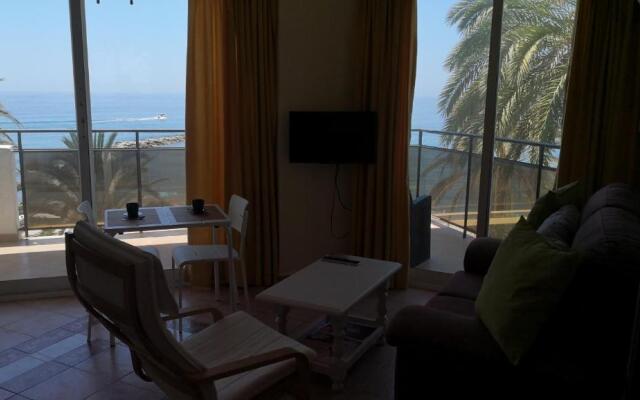 Skol 115A by Completely Marbella