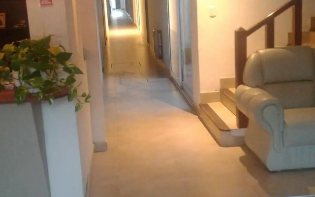 Alto RioHondo Hotel