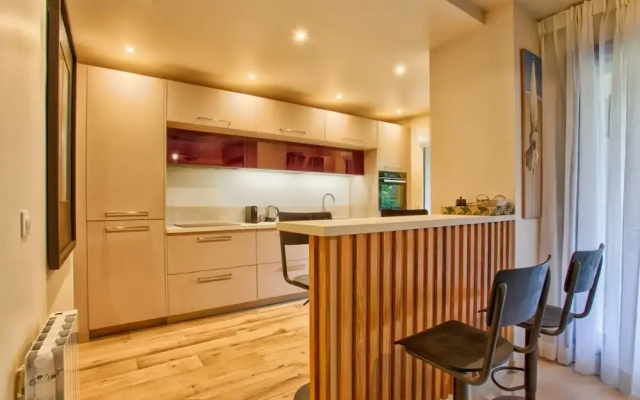 Deauville Lovely Flat With Private Garden