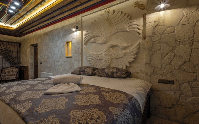 Tyana Cave House