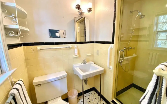 Pennsylvania Avenue 34