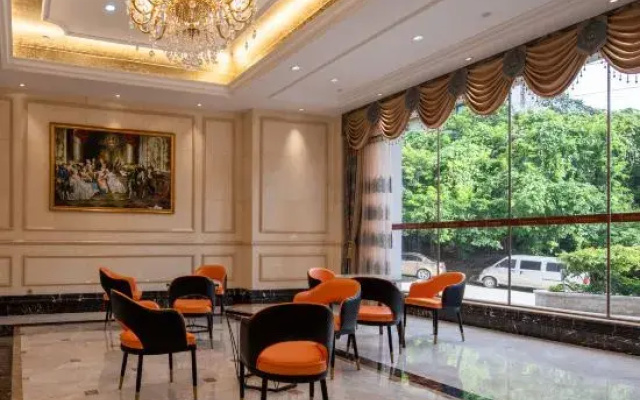 Vienna International Hotel