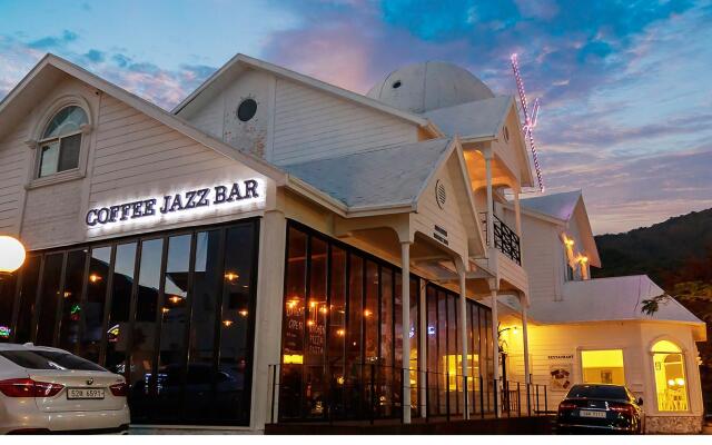 geojae jazzhouse pension