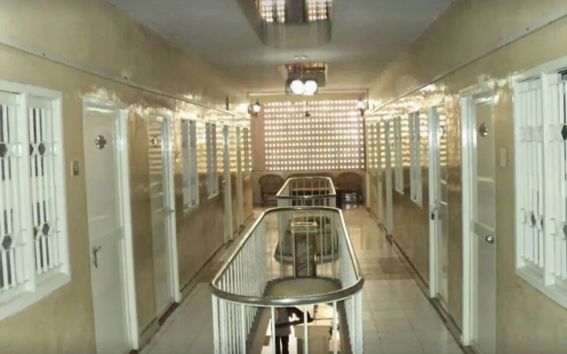 New Victory Mansion & Lodging by OYO Rooms