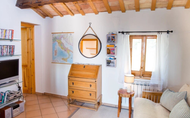 Home set in Olive Grove With Stunning Views