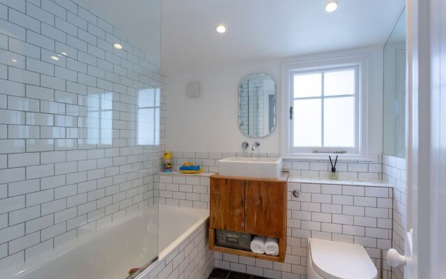 South London Architectural Retreat