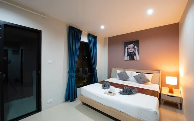 The Living Hotel SamutPrakan