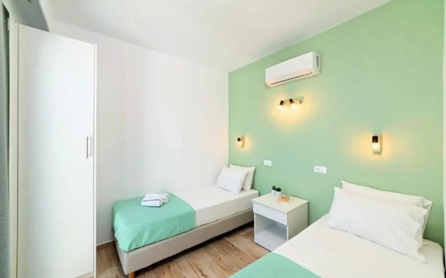 Istron Homes