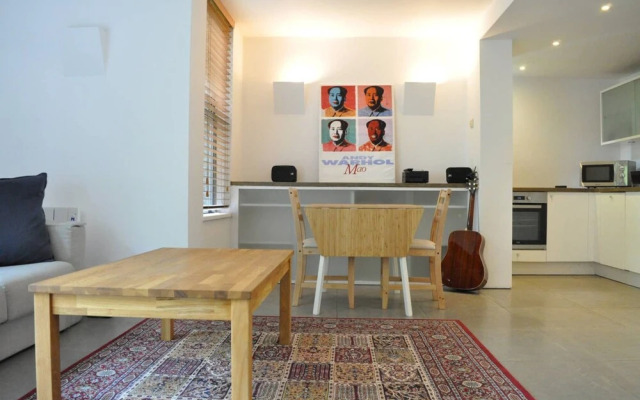 Fantastic 1 Bedroom Flat in Great Location