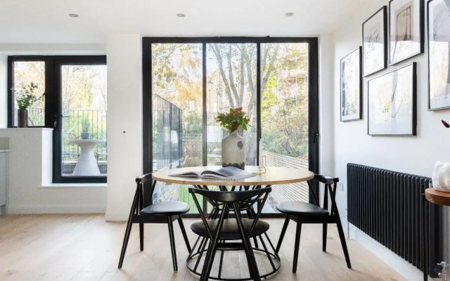The Regent's Park Retreat - Spacious & Modern 1BDR Flat