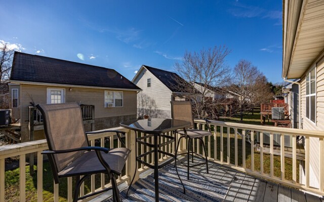 The Creekside Bungalow