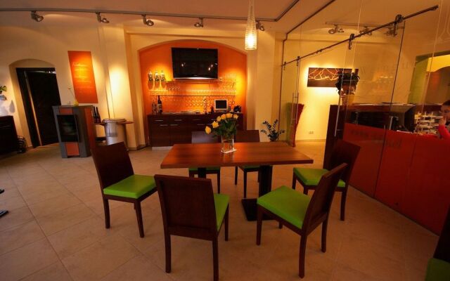 Hotel Weinberghof & Weingut Lagler