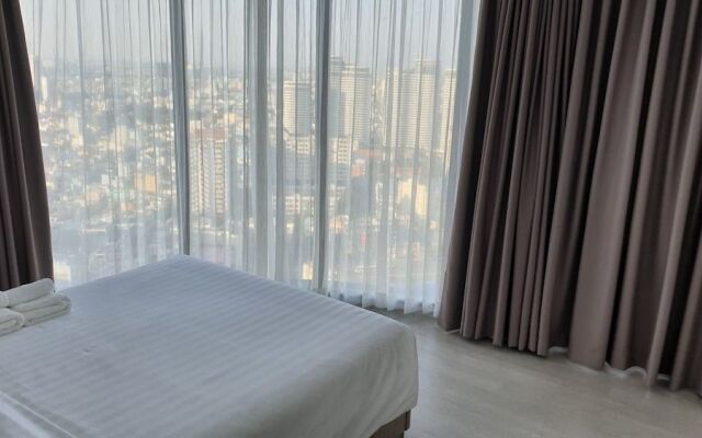 Stay In Vietnam Vinhomes Golden River